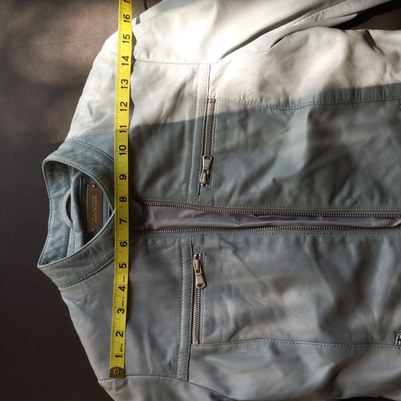 🍁Danier Leather Jacket - Picture 9 of 12